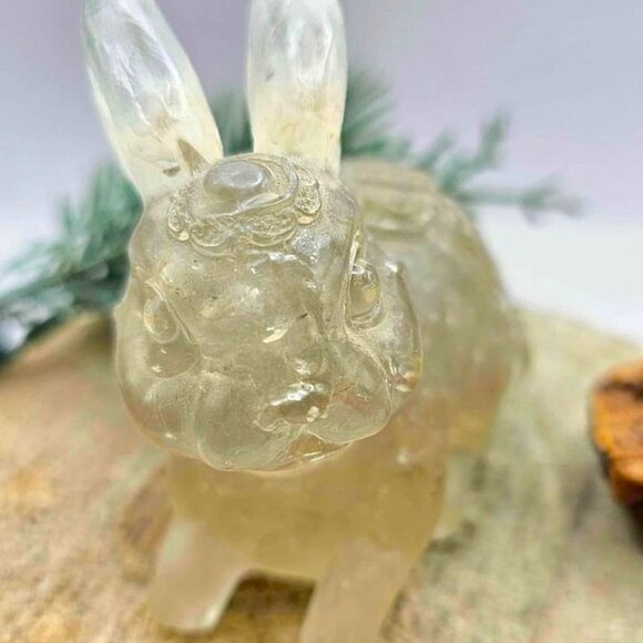 Nature Crystal Chips Resin Blessing Fortune Big Rabbit  Figure - Picture 8 of 10